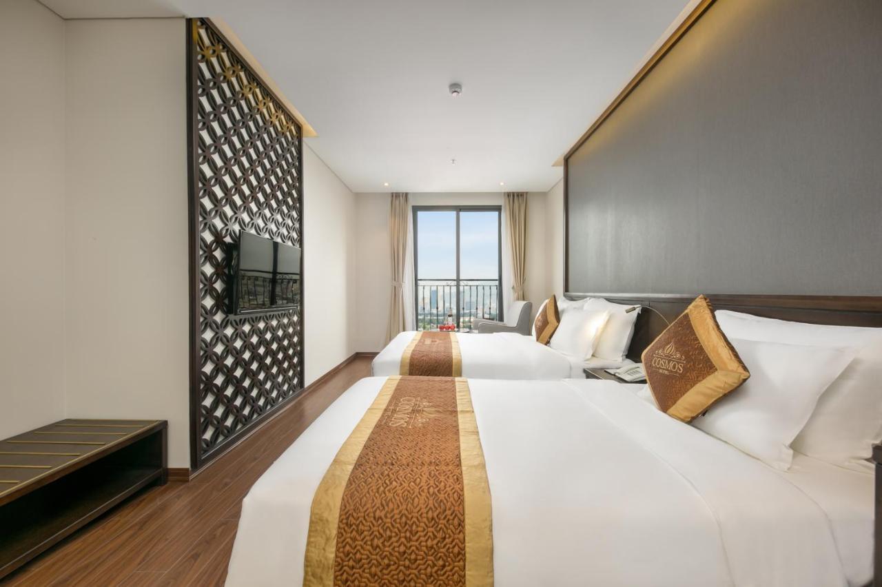 Khách sạn Cosmos 4*
